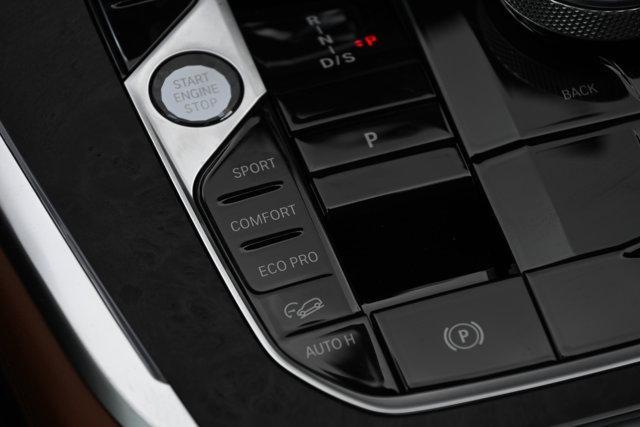 new 2026 BMW X7 car, priced at $122,375