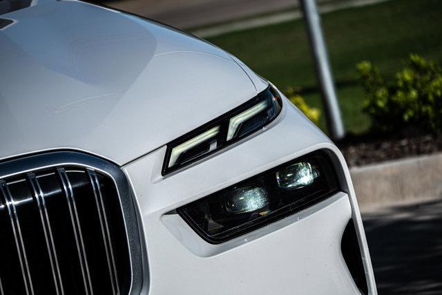 new 2025 BMW X7 car, priced at $98,325