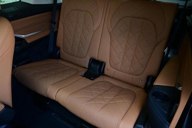 new 2026 BMW X7 car, priced at $95,625