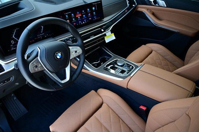 new 2026 BMW X7 car, priced at $95,625