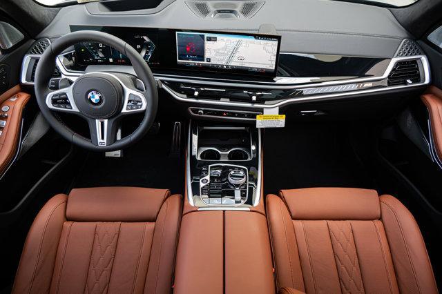 new 2025 BMW X7 car, priced at $123,905