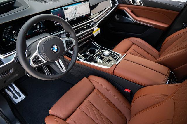 new 2025 BMW X7 car, priced at $123,905