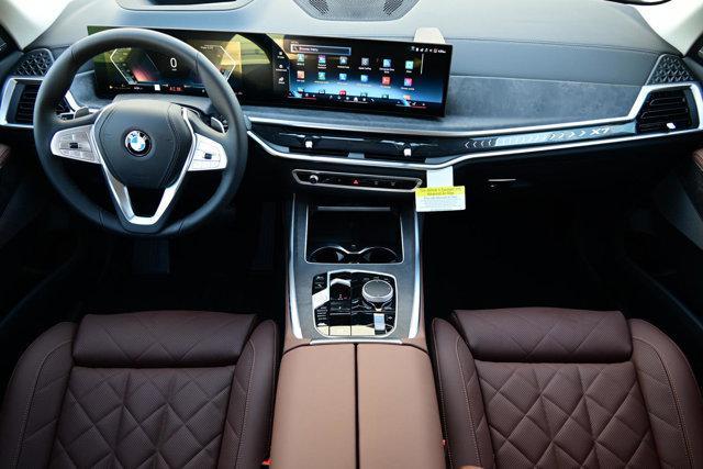 new 2025 BMW X7 car, priced at $90,325