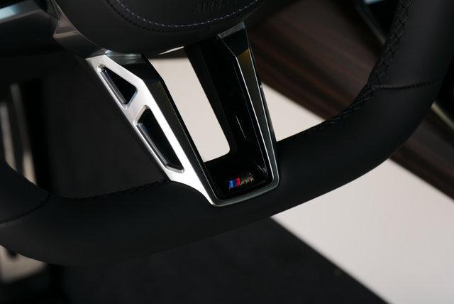 new 2025 BMW 760 car, priced at $135,075