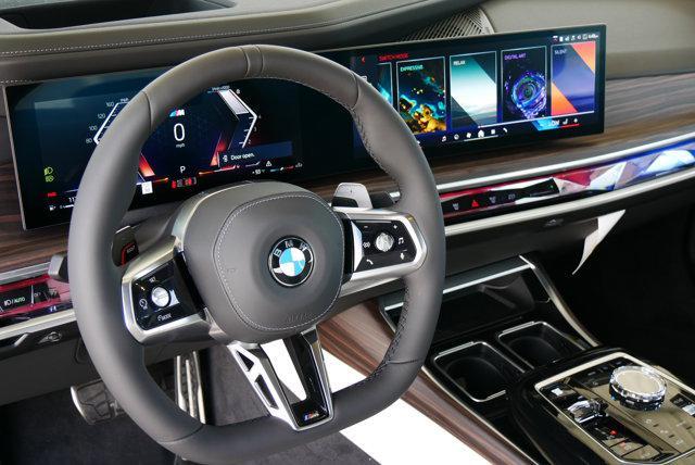 new 2025 BMW 760 car, priced at $135,075
