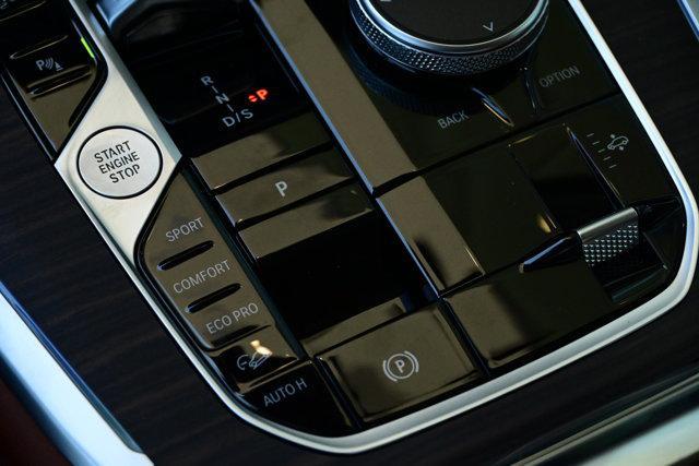 new 2026 BMW X7 car, priced at $96,025