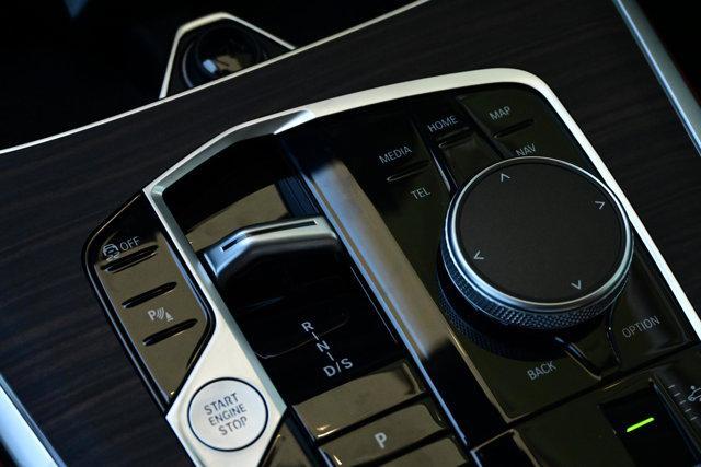 new 2026 BMW X7 car, priced at $96,025