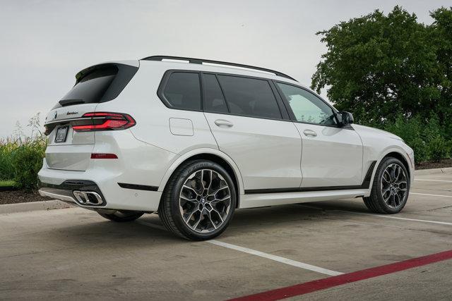 new 2025 BMW X7 car, priced at $125,525