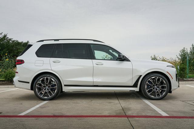 new 2025 BMW X7 car, priced at $125,525