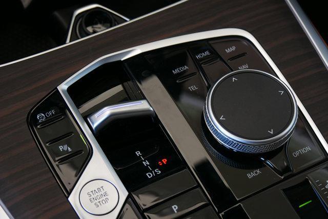 new 2026 BMW X7 car, priced at $96,025