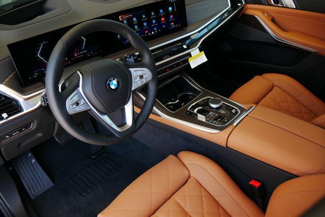 new 2026 BMW X7 car, priced at $96,025