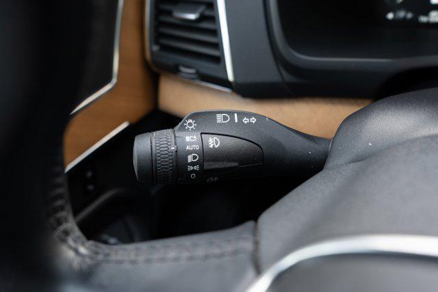 used 2022 Volvo XC90 car, priced at $35,998