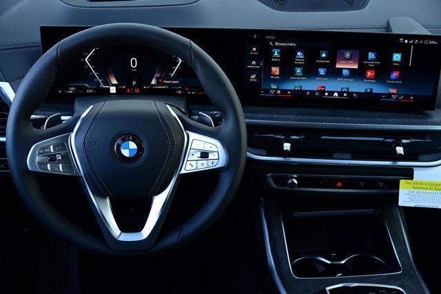 new 2025 BMW X7 car, priced at $90,325