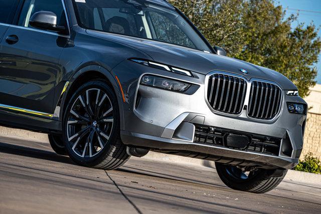 new 2025 BMW X7 car, priced at $90,325