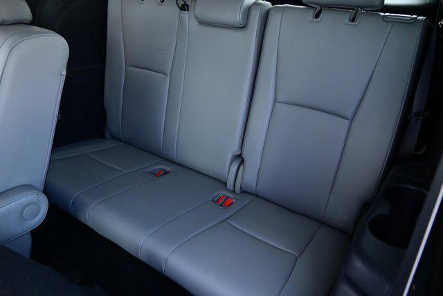 used 2020 Toyota Highlander car, priced at $27,987