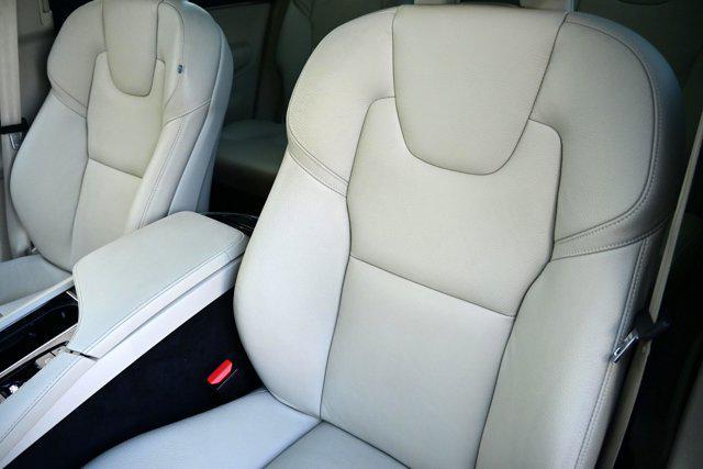 used 2020 Volvo XC90 car, priced at $32,987