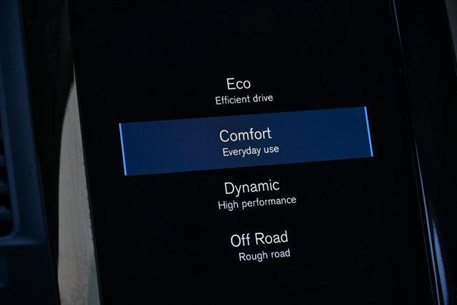 used 2020 Volvo XC90 car, priced at $32,987
