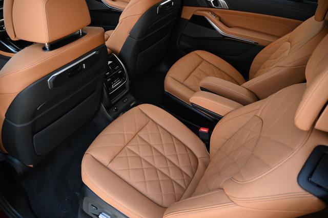 new 2026 BMW X7 car, priced at $95,775