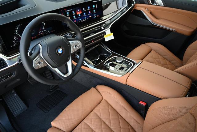 new 2026 BMW X7 car, priced at $95,775