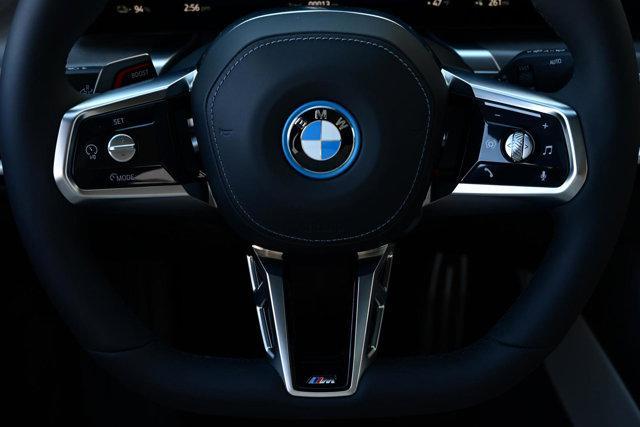 new 2025 BMW i7 car, priced at $133,925