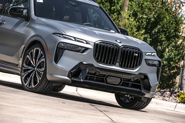 new 2026 BMW X7 car, priced at $126,125