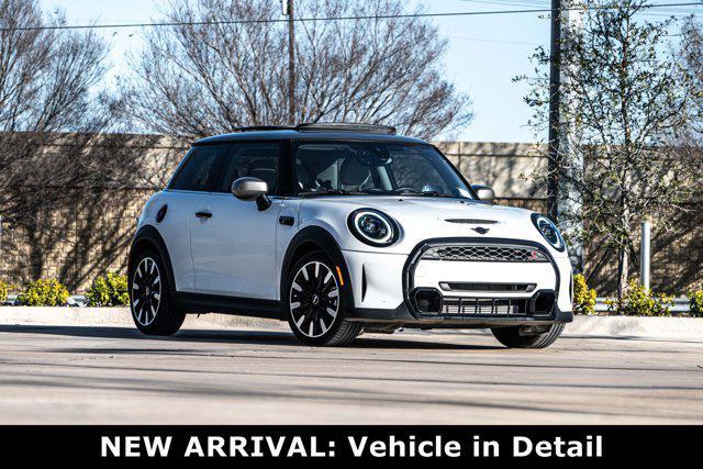 used 2024 MINI Hardtop car, priced at $36,988