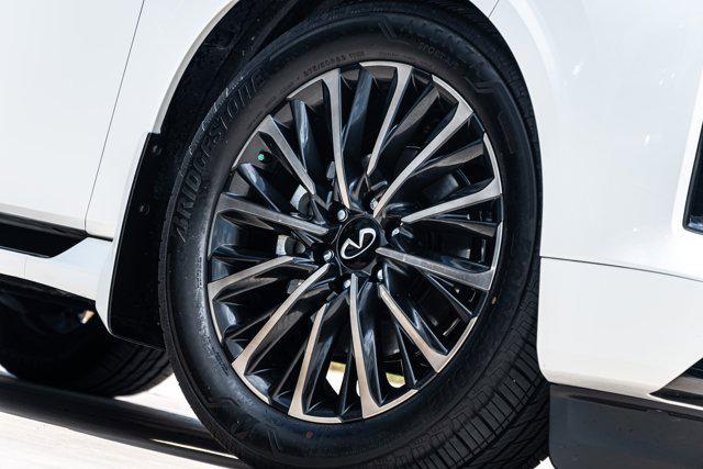 used 2025 INFINITI QX80 car, priced at $95,541
