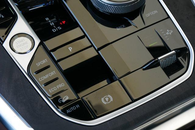 new 2026 BMW X7 car, priced at $101,975