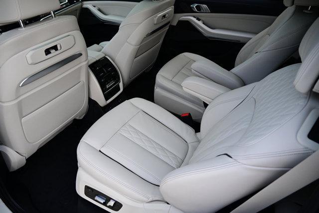 new 2026 BMW X7 car, priced at $124,275