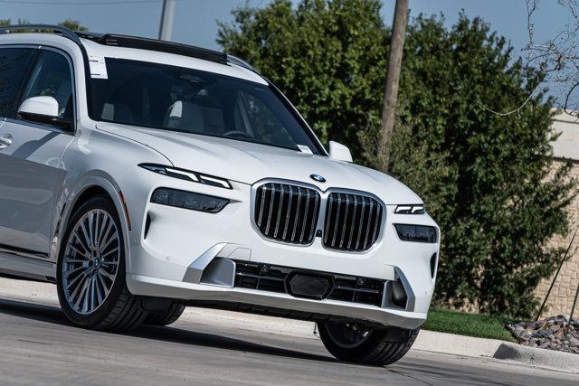 new 2026 BMW X7 car, priced at $102,275