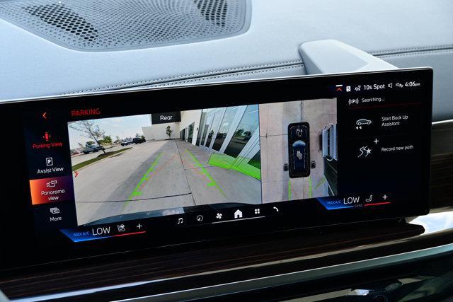 new 2025 BMW X7 car, priced at $89,675
