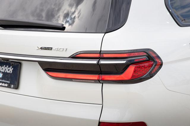 new 2025 BMW X7 car, priced at $99,325