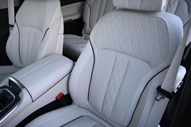 new 2026 BMW X7 car, priced at $98,825