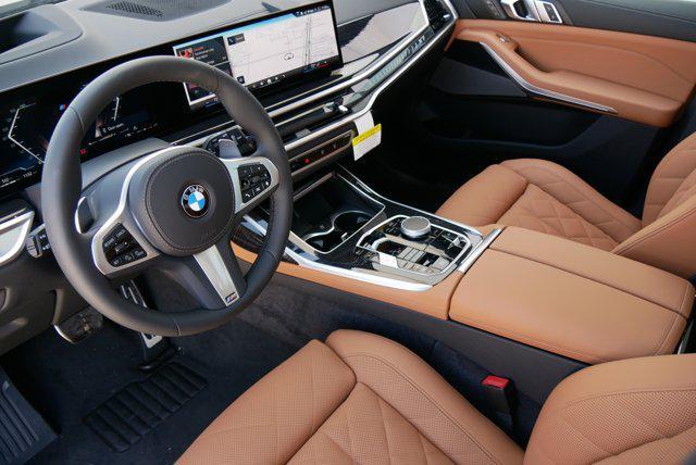 new 2025 BMW X7 car, priced at $96,625