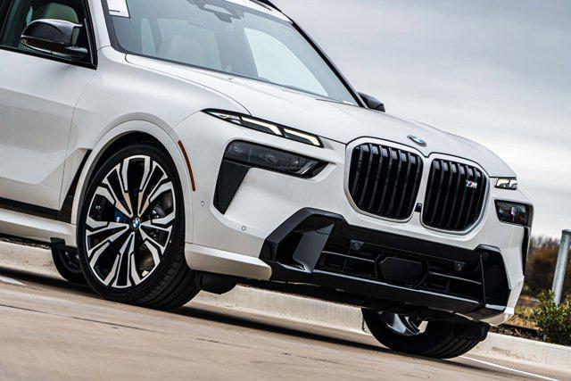 new 2025 BMW X7 car, priced at $124,375