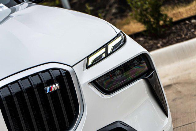 new 2025 BMW X7 car, priced at $124,375