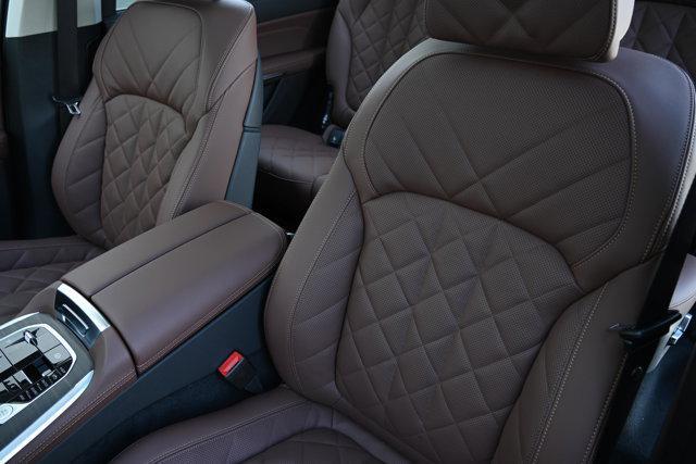 new 2026 BMW X7 car, priced at $94,925