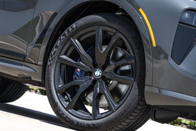 new 2026 BMW X7 car, priced at $102,375