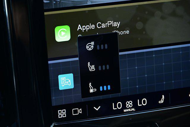 used 2022 Volvo XC60 car, priced at $34,988