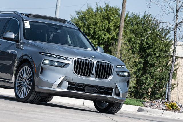 new 2026 BMW X7 car, priced at $95,775