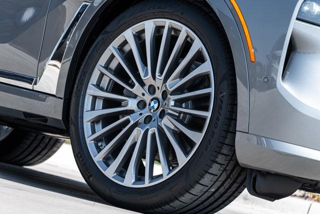 new 2026 BMW X7 car, priced at $95,775