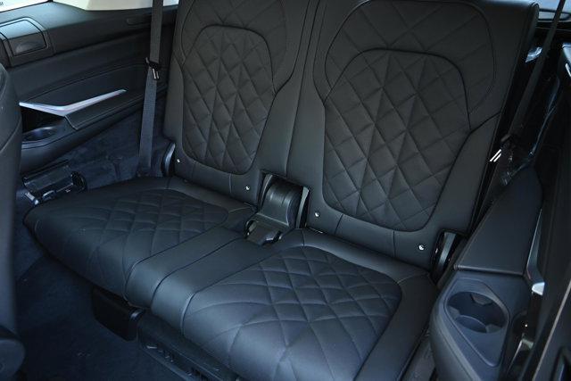 new 2026 BMW X7 car, priced at $95,775