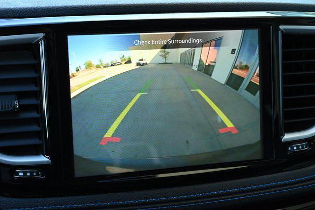 used 2021 Chrysler Pacifica car, priced at $20,899