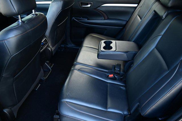 used 2019 Toyota Highlander car, priced at $32,898