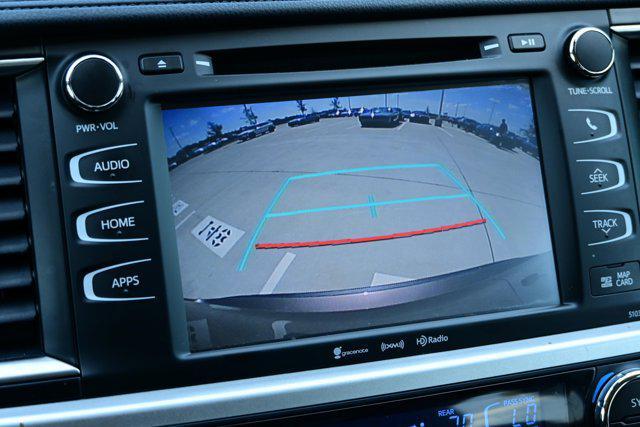 used 2019 Toyota Highlander car, priced at $32,898