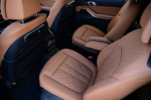 new 2026 BMW X7 car, priced at $104,075