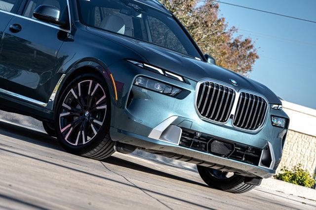 new 2025 BMW X7 car, priced at $95,925