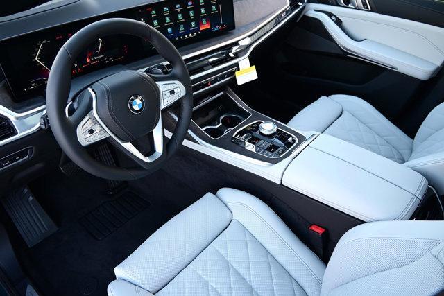 new 2025 BMW X7 car, priced at $95,925