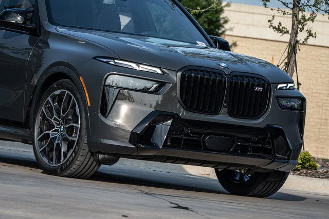 new 2026 BMW X7 car, priced at $124,925