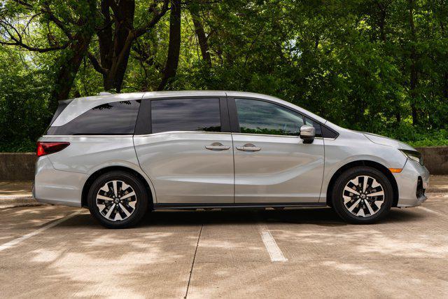 used 2025 Honda Odyssey car, priced at $39,987